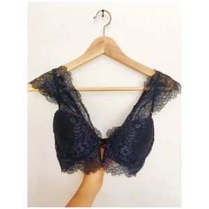 Magnifique soutien gorge en dentelle